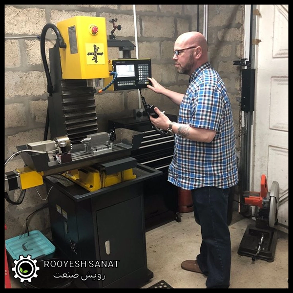 دستگاه CNC کوچک