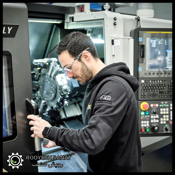 خطرات کار با فرز CNC